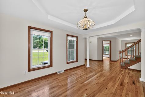 11 Pineview Lane East Greenbush NY 12061