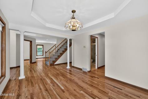 11 Pineview Lane East Greenbush NY 12061