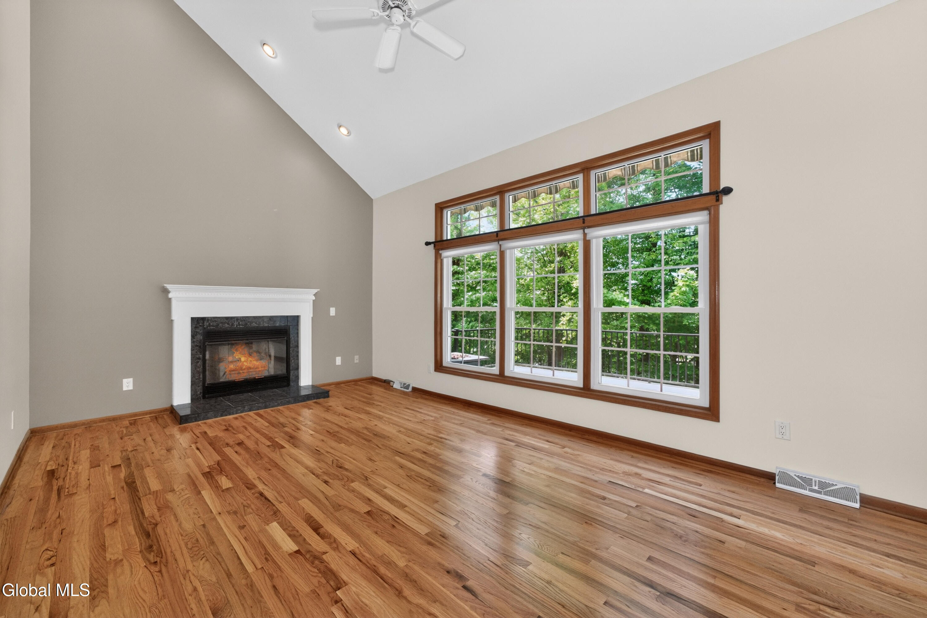 11 Pineview Lane East Greenbush NY 12061