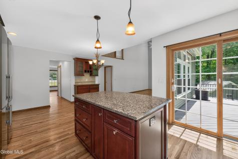 11 Pineview Lane East Greenbush NY 12061