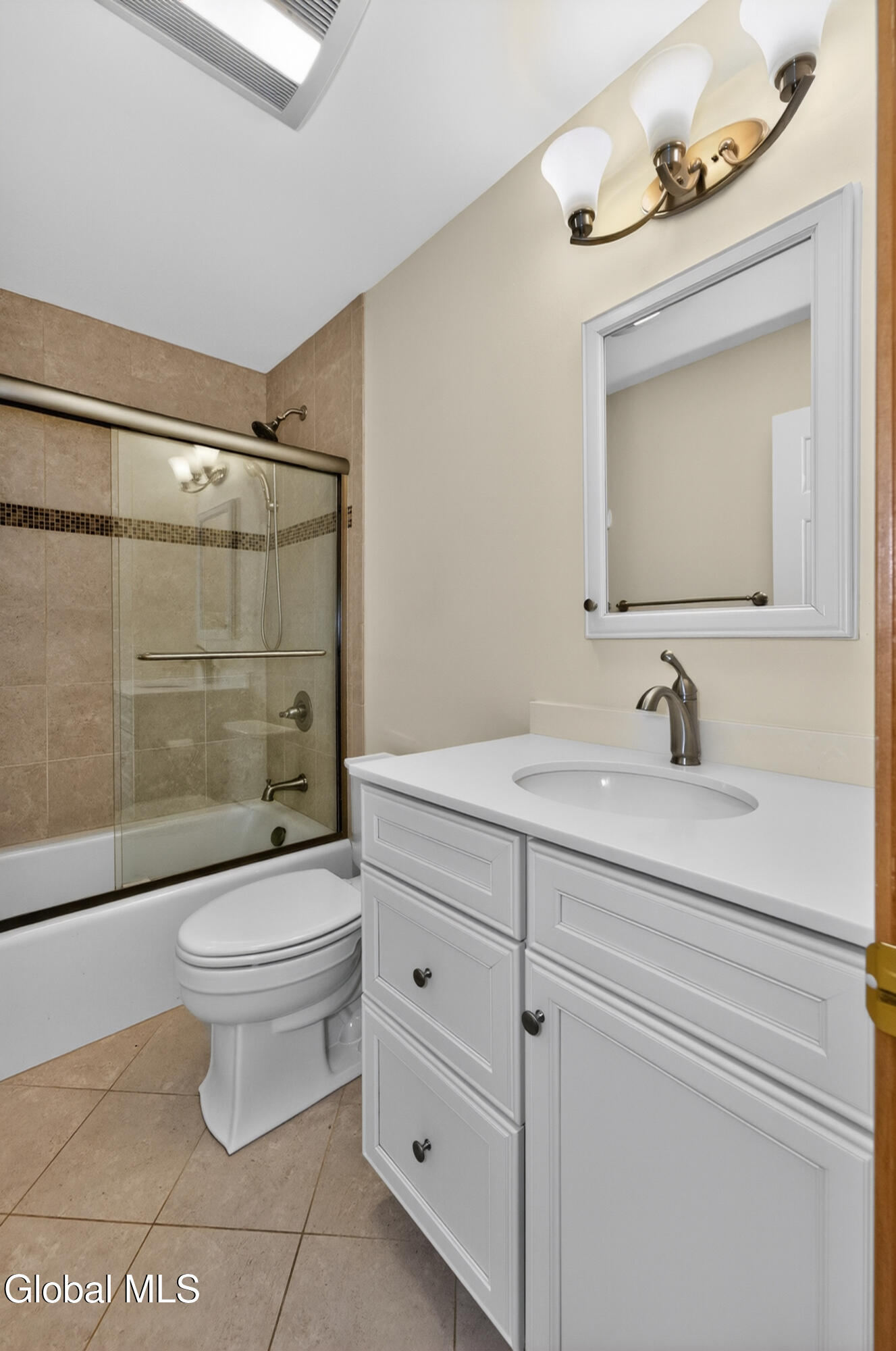 11 Pineview Lane East Greenbush NY 12061