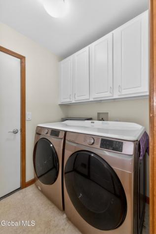 11 Pineview Lane East Greenbush NY 12061