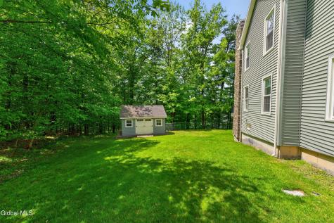 11 Pineview Lane East Greenbush NY 12061