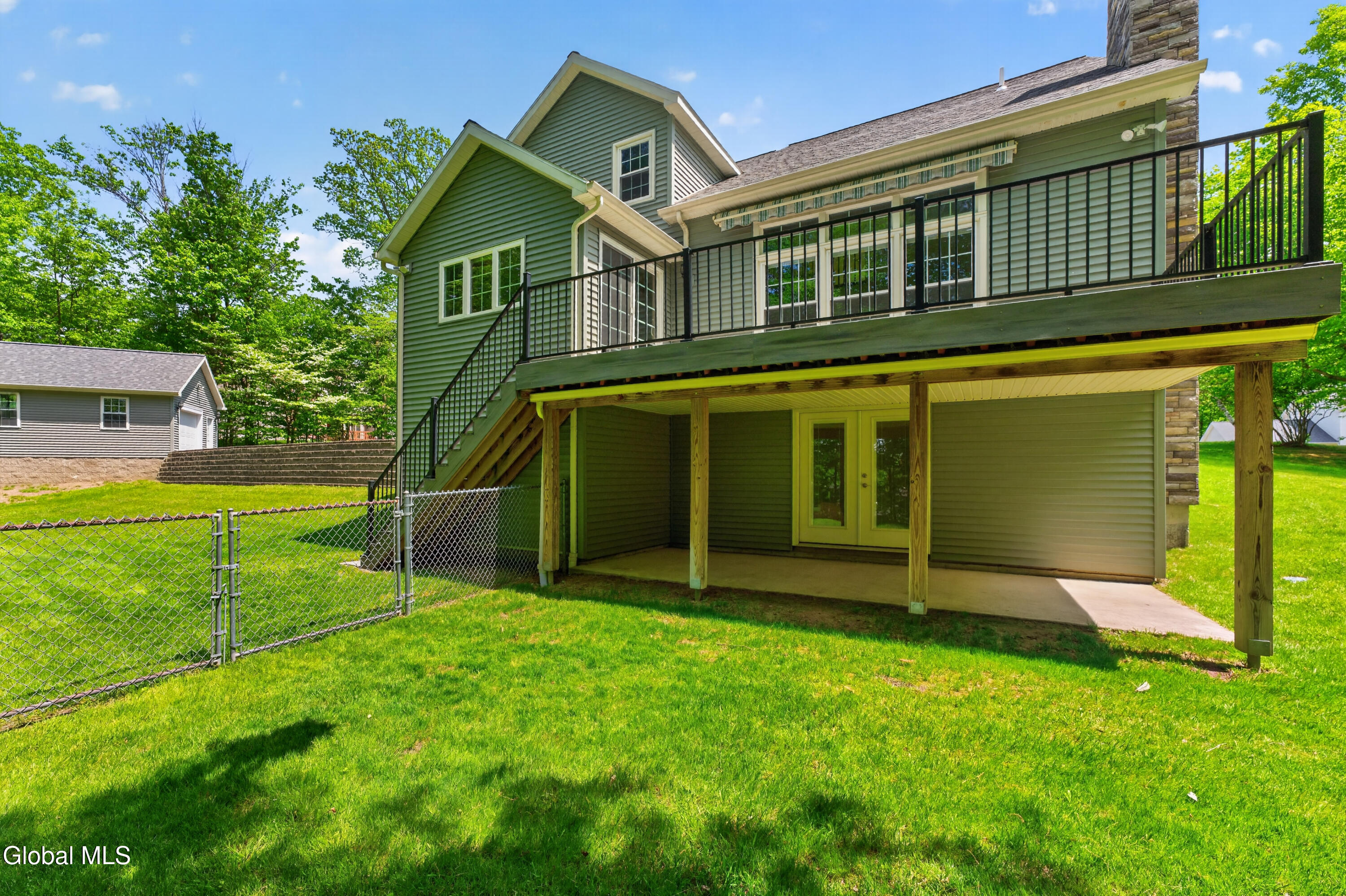 11 Pineview Lane East Greenbush NY 12061