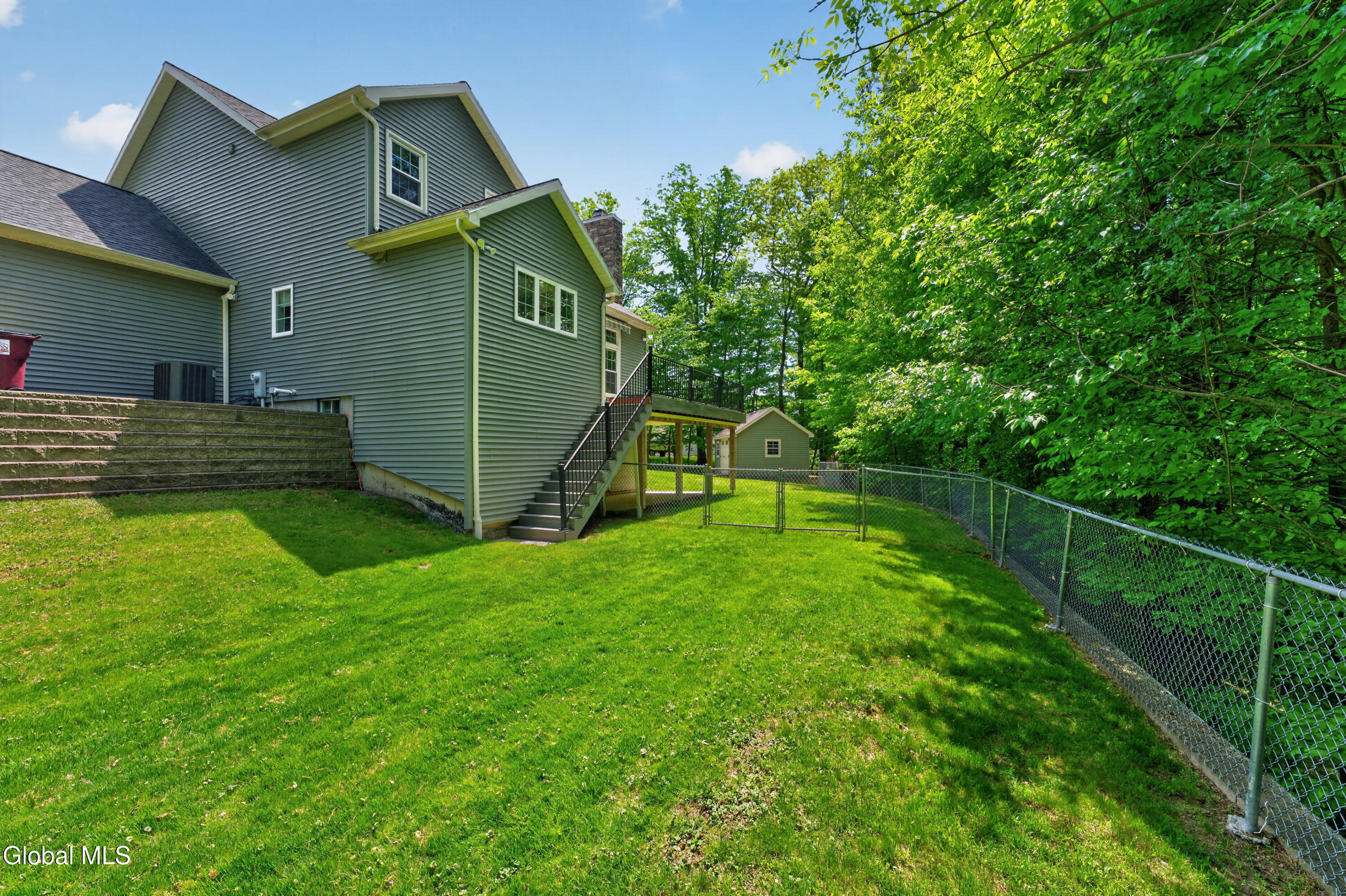 11 Pineview Lane East Greenbush NY 12061