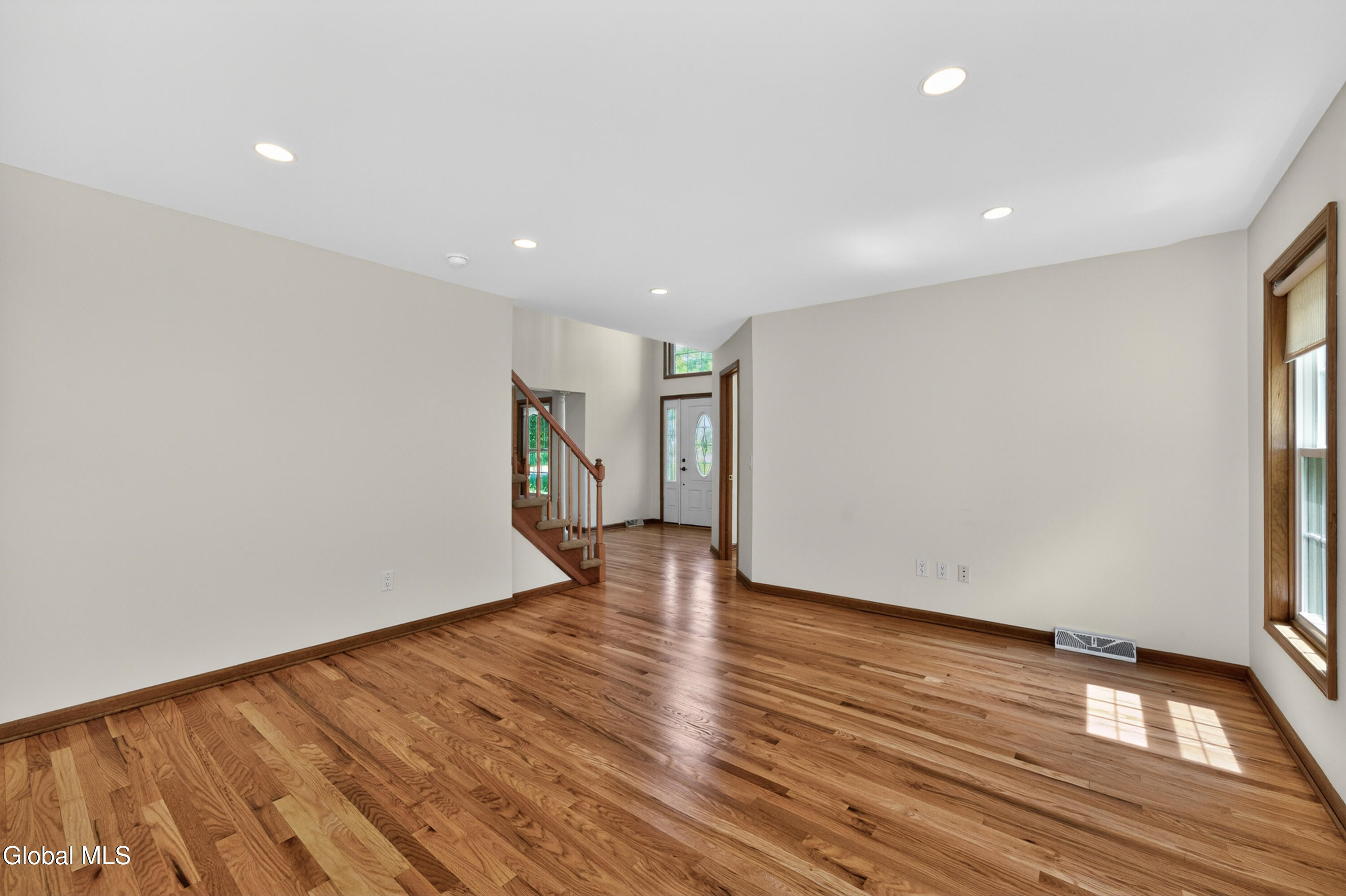 11 Pineview Lane East Greenbush NY 12061