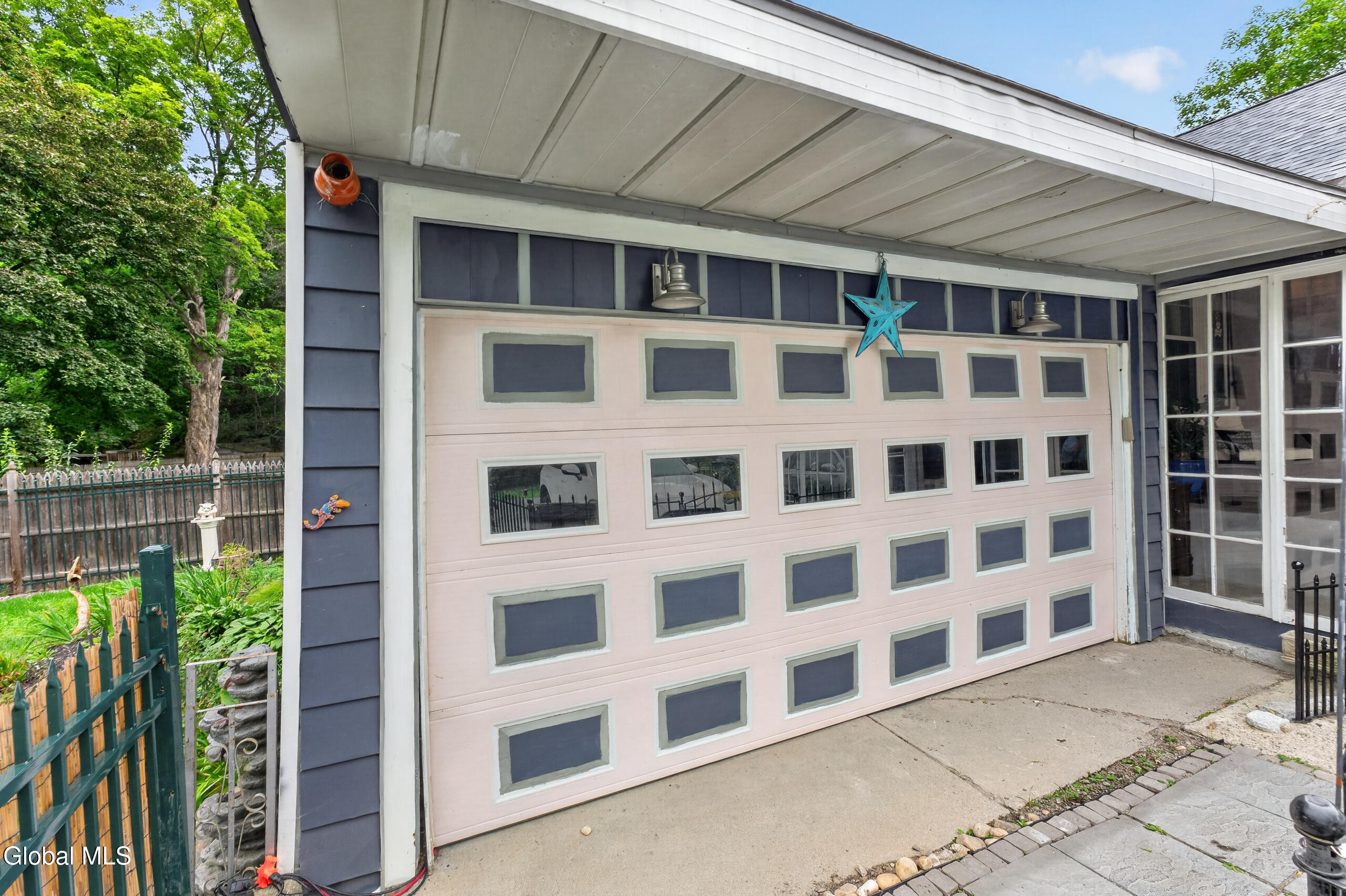 111 Brunswick Road Troy NY 12180