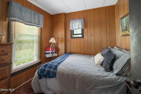 19 Garside Road Saratoga Springs NY 12866