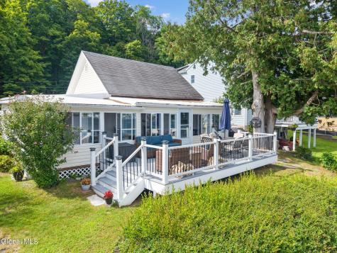 19 Garside Road Saratoga Springs NY 12866