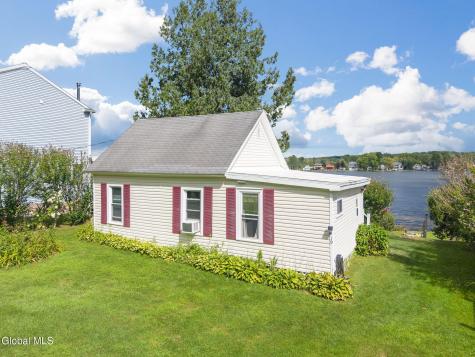 19 Garside Road Saratoga Springs NY 12866