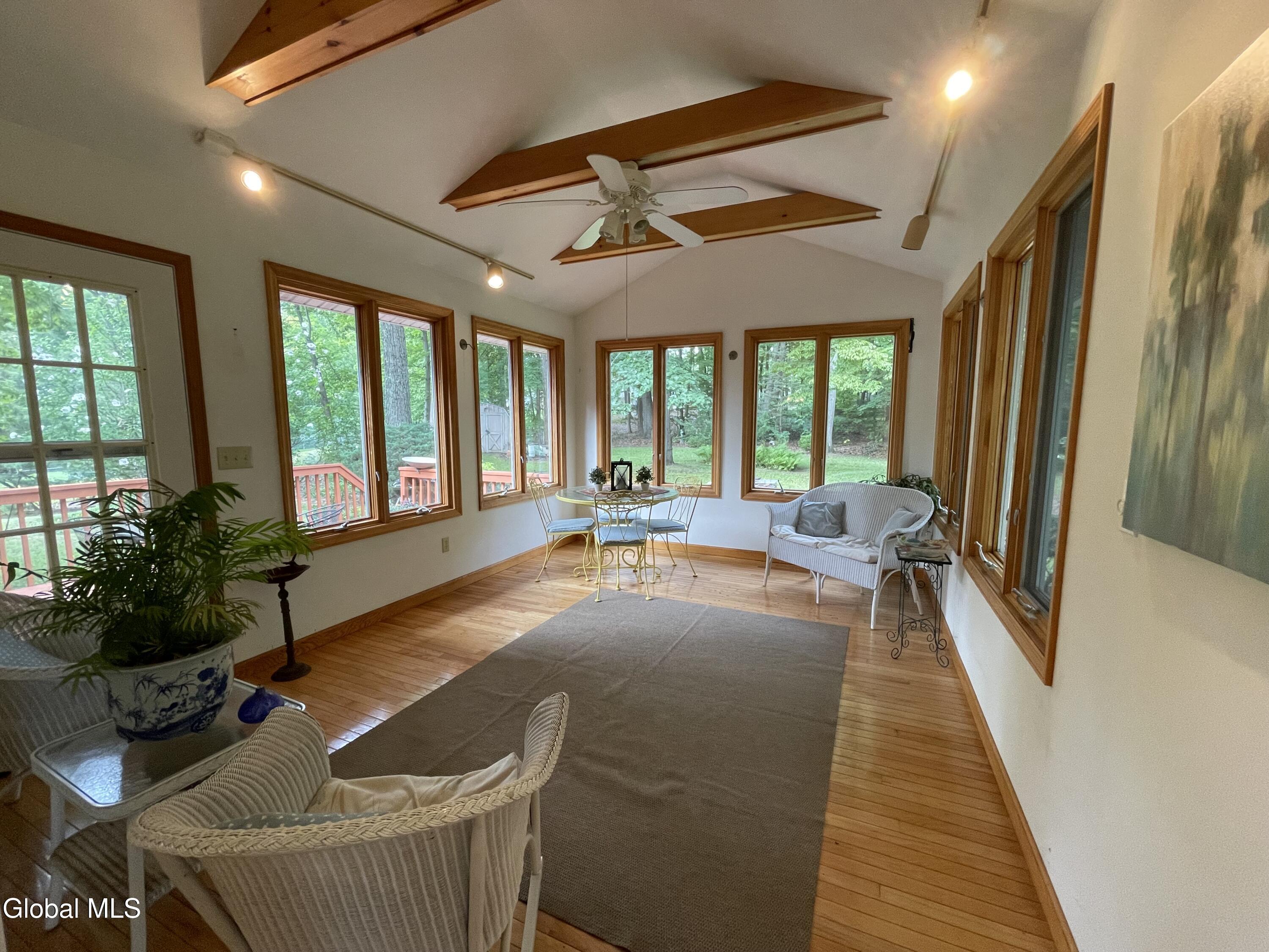 859 Maxwell Drive Niskayuna NY 12309