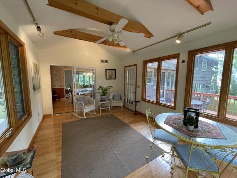 859 Maxwell Drive Niskayuna NY 12309