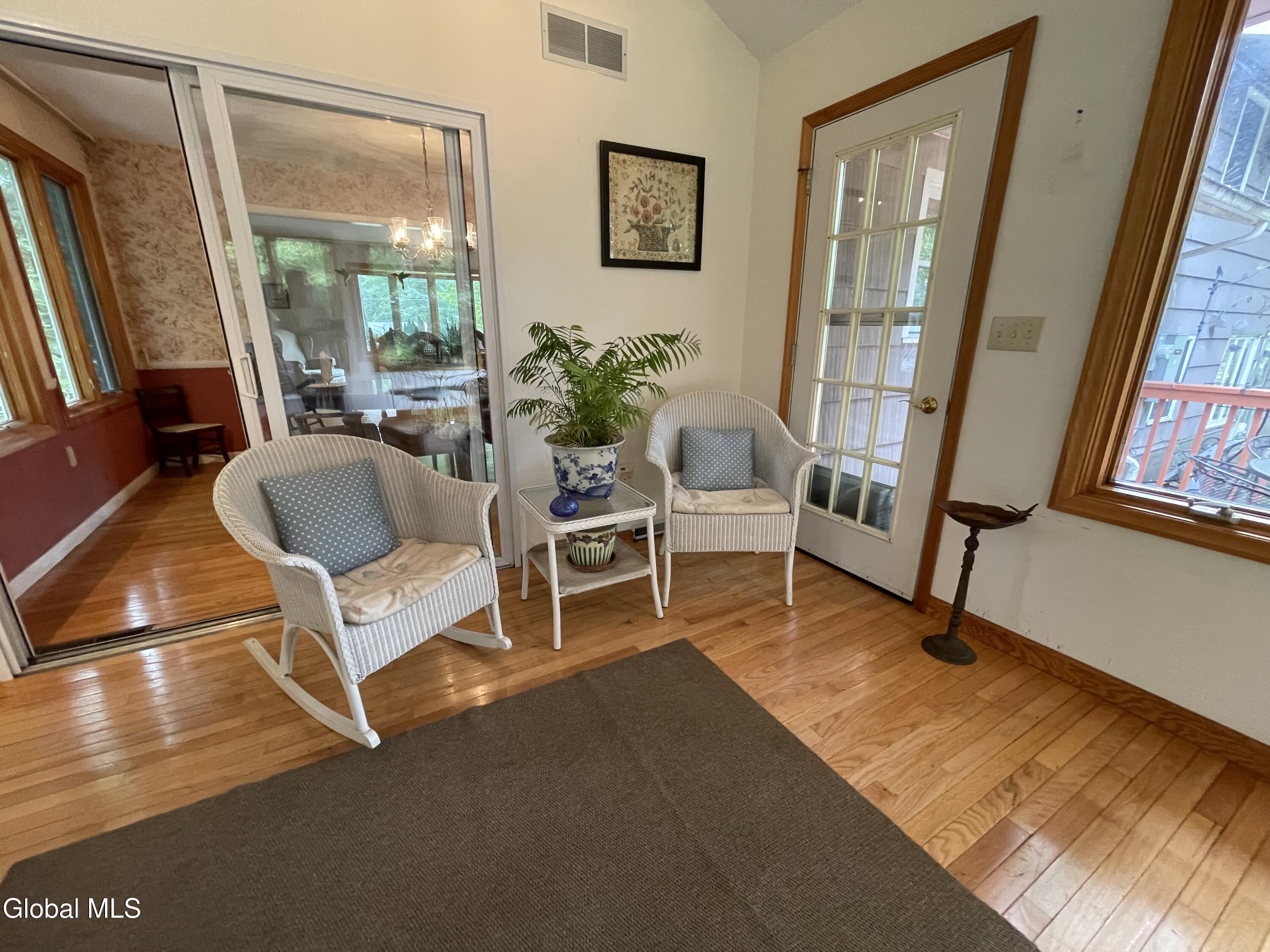 859 Maxwell Drive Niskayuna NY 12309