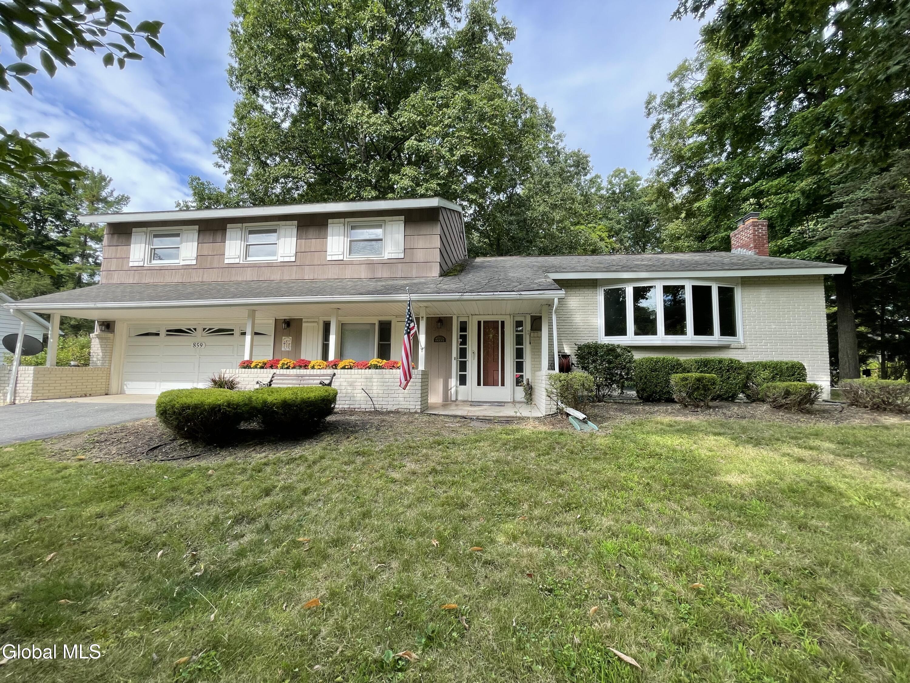 859 Maxwell Drive Niskayuna NY 12309
