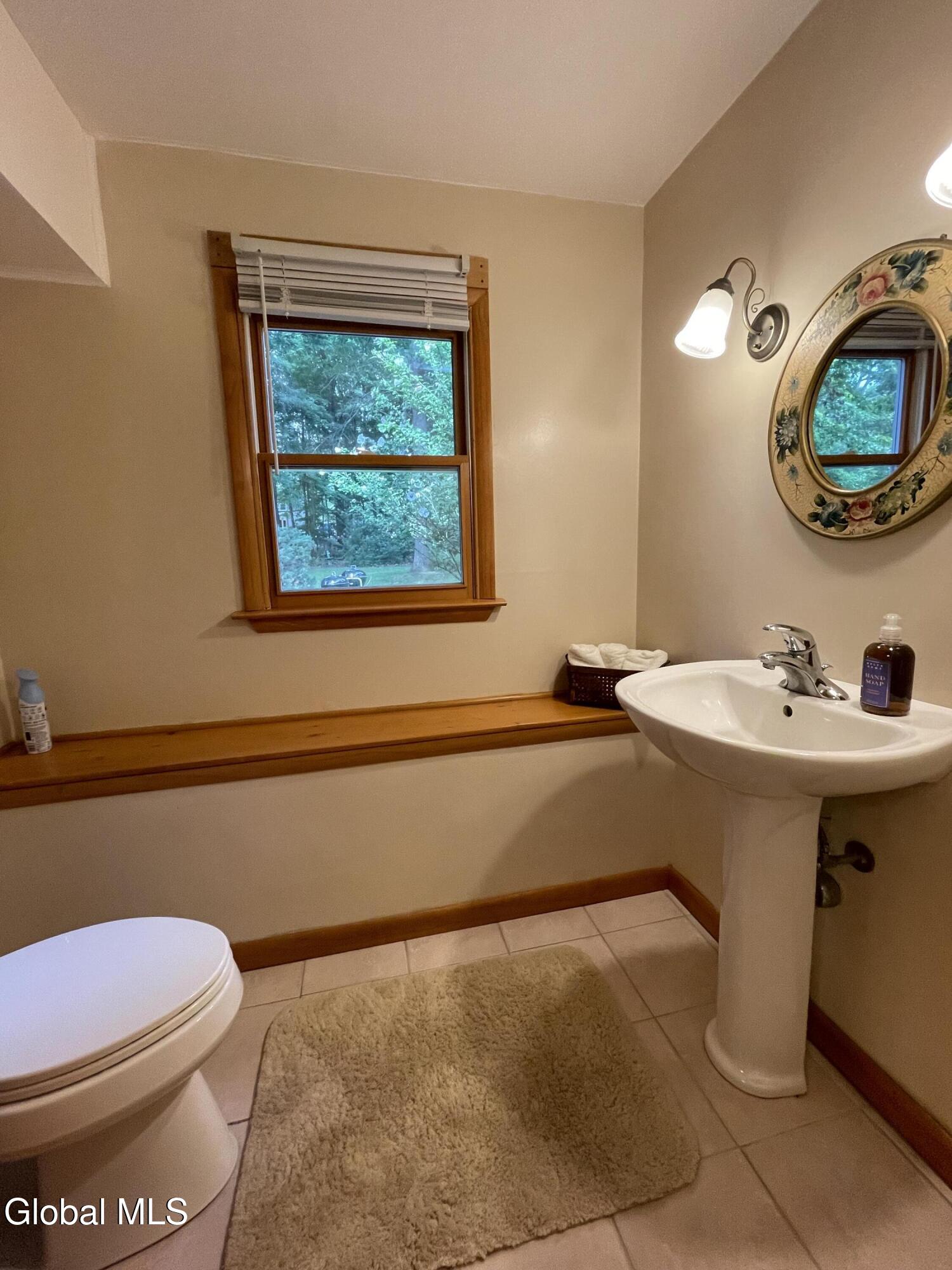 859 Maxwell Drive Niskayuna NY 12309