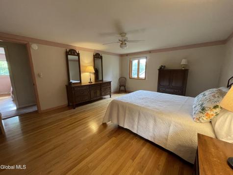 859 Maxwell Drive Niskayuna NY 12309