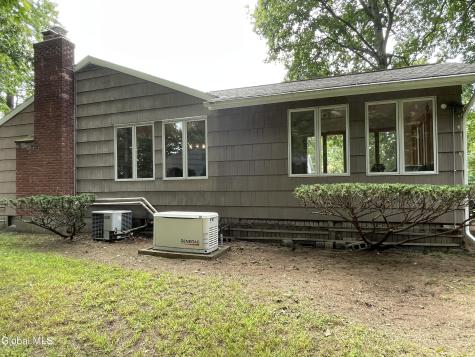 859 Maxwell Drive Niskayuna NY 12309