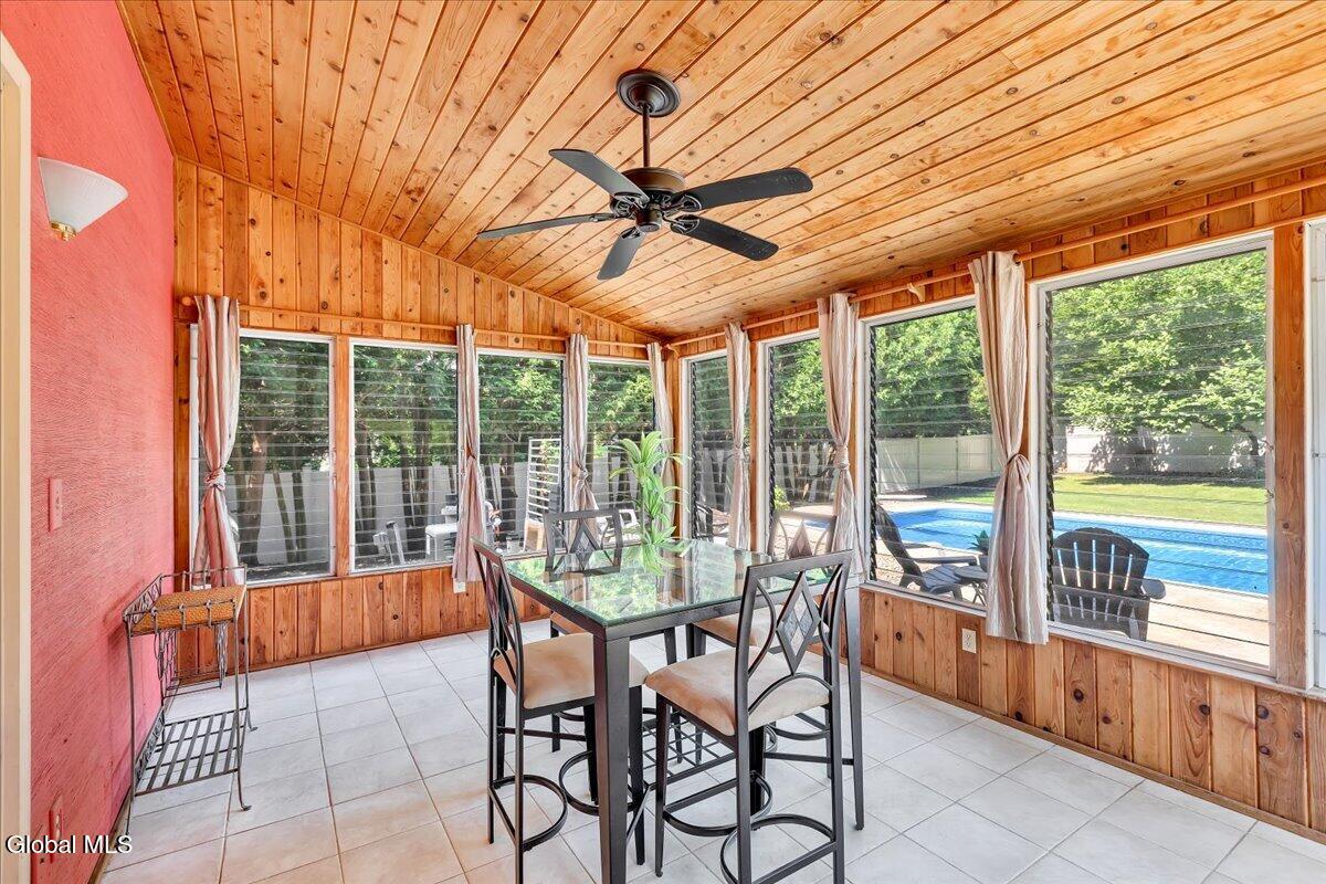118 Southbury Road Clifton Park NY 12065