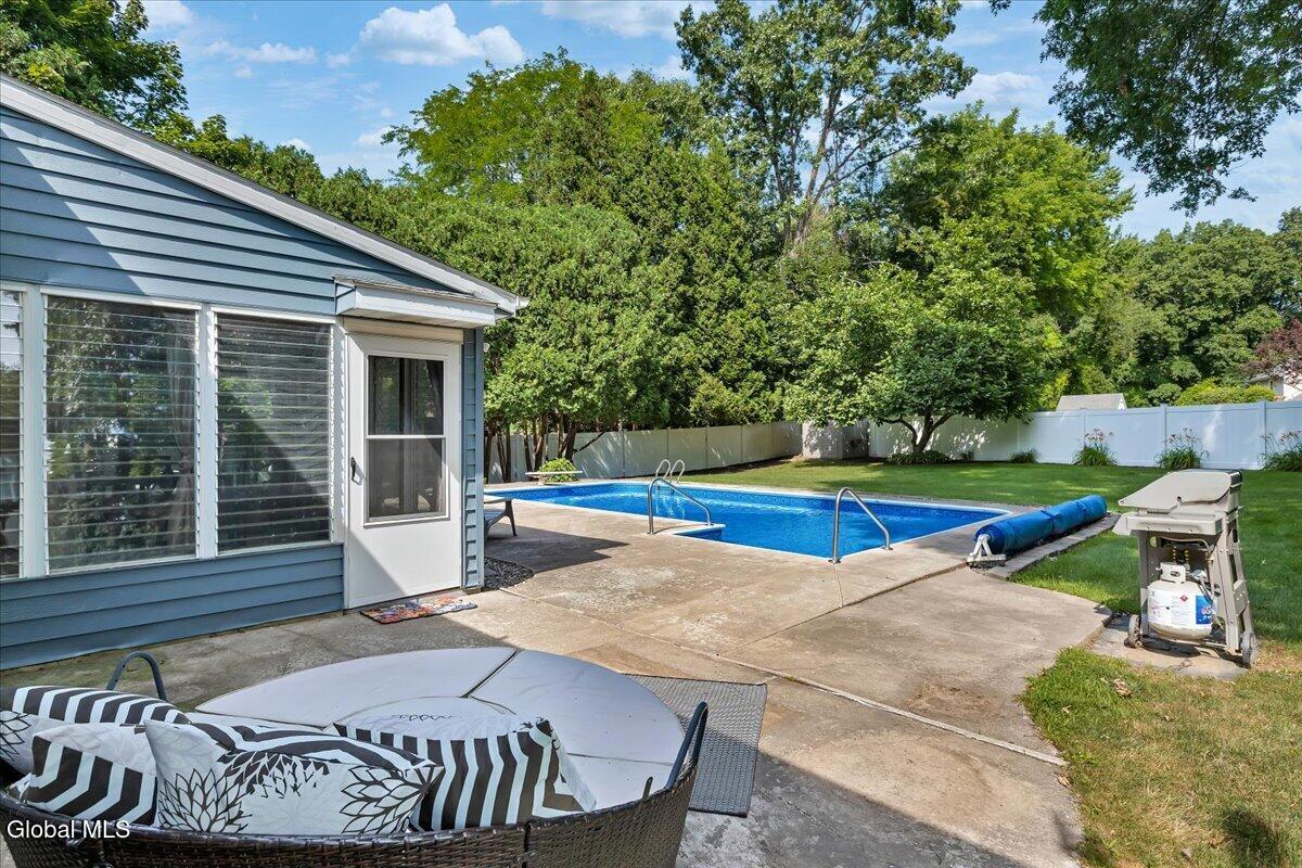 118 Southbury Road Clifton Park NY 12065