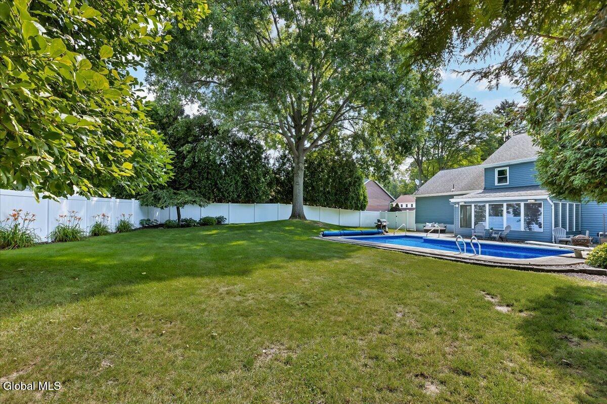 118 Southbury Road Clifton Park NY 12065