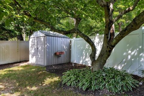 118 Southbury Road Clifton Park NY 12065