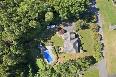 7 Little Drive Malta NY 12020