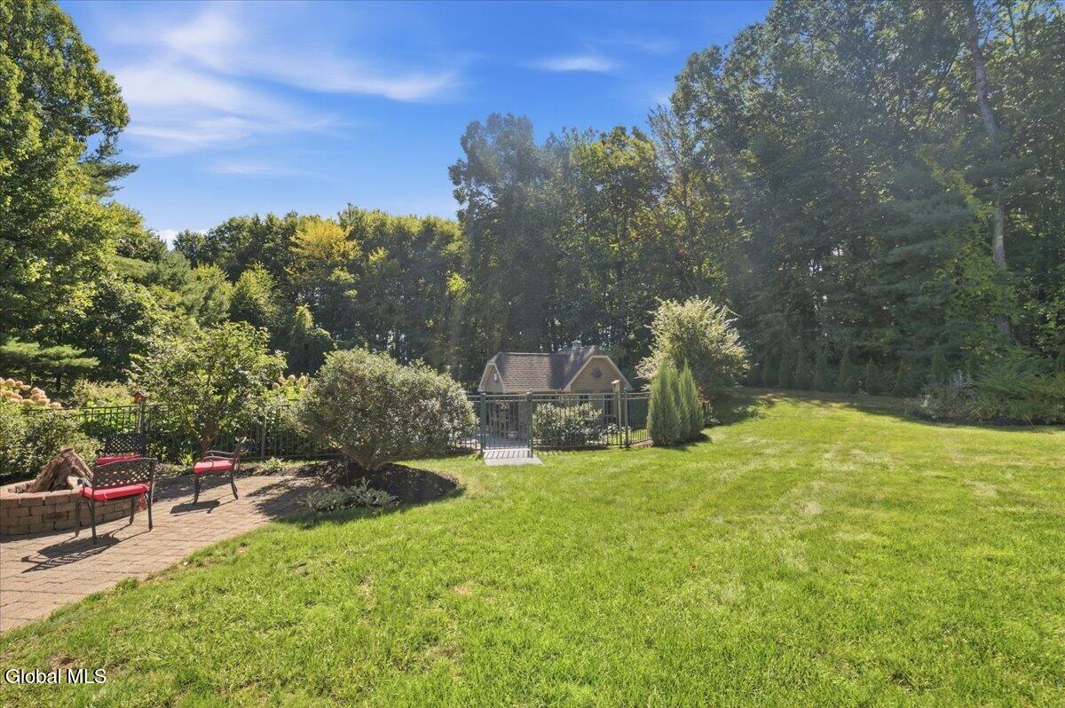 7 Little Drive Malta NY 12020