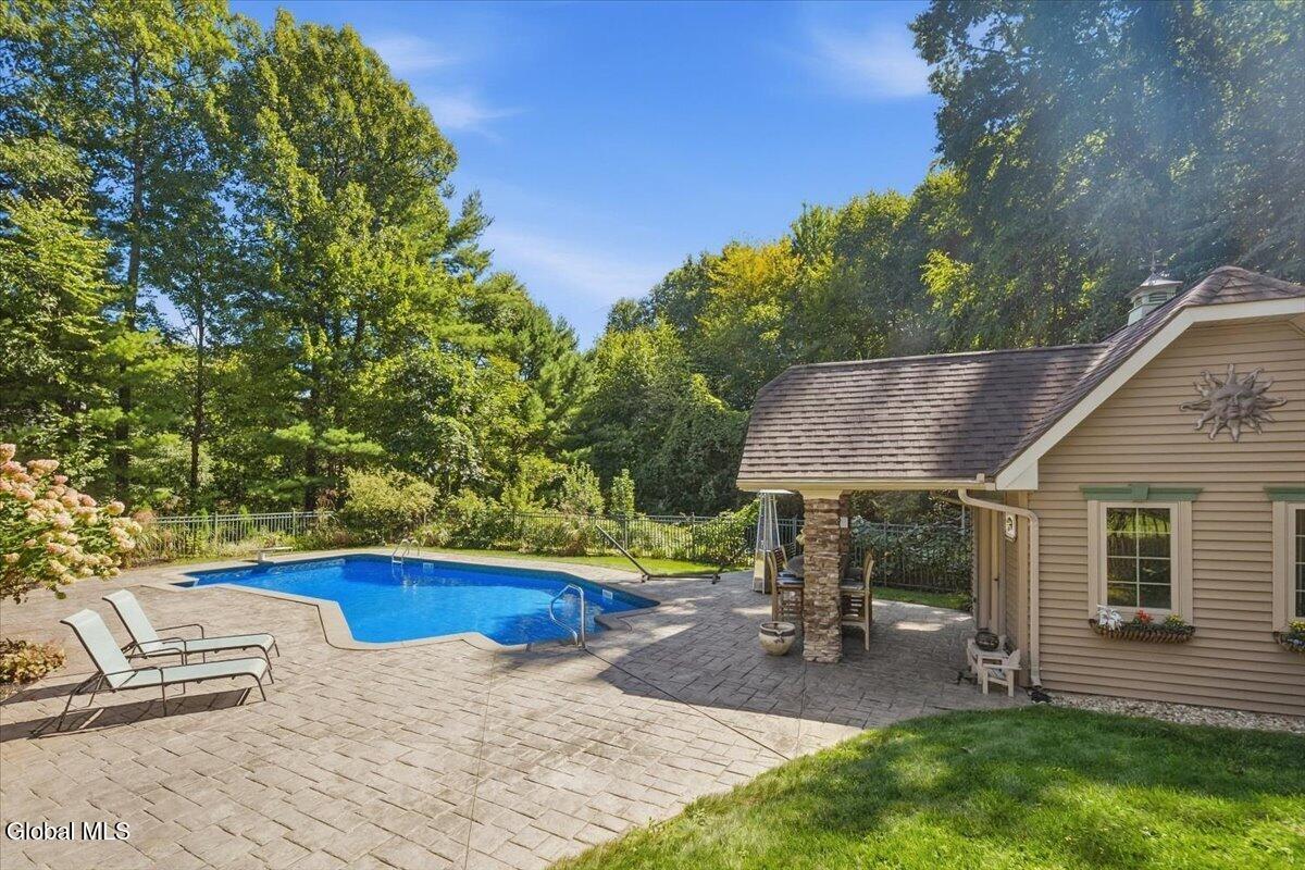 7 Little Drive Malta NY 12020