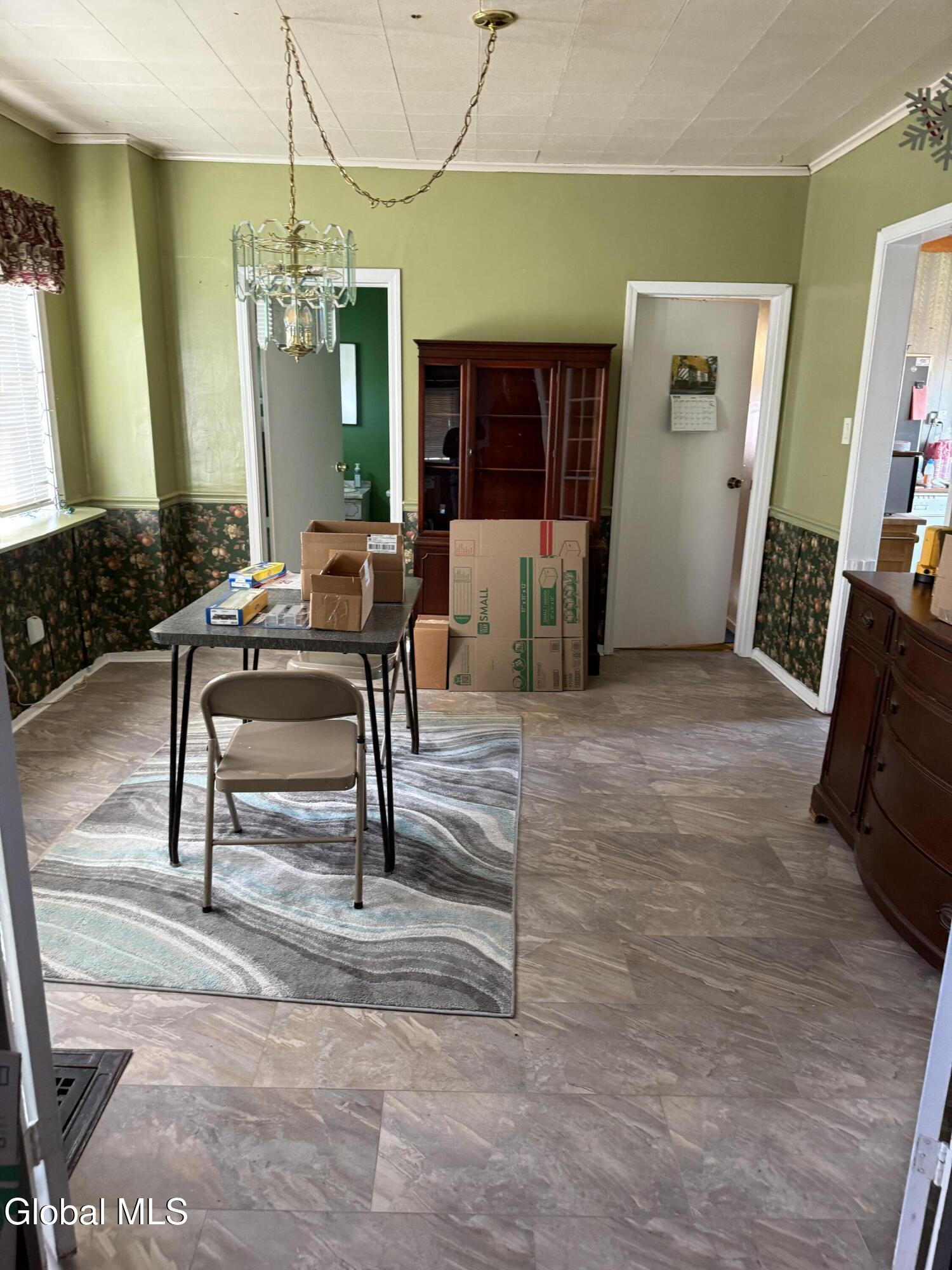 41 Easterly Street Gloversville NY 12078