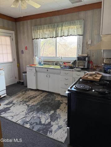 41 Easterly Street Gloversville NY 12078