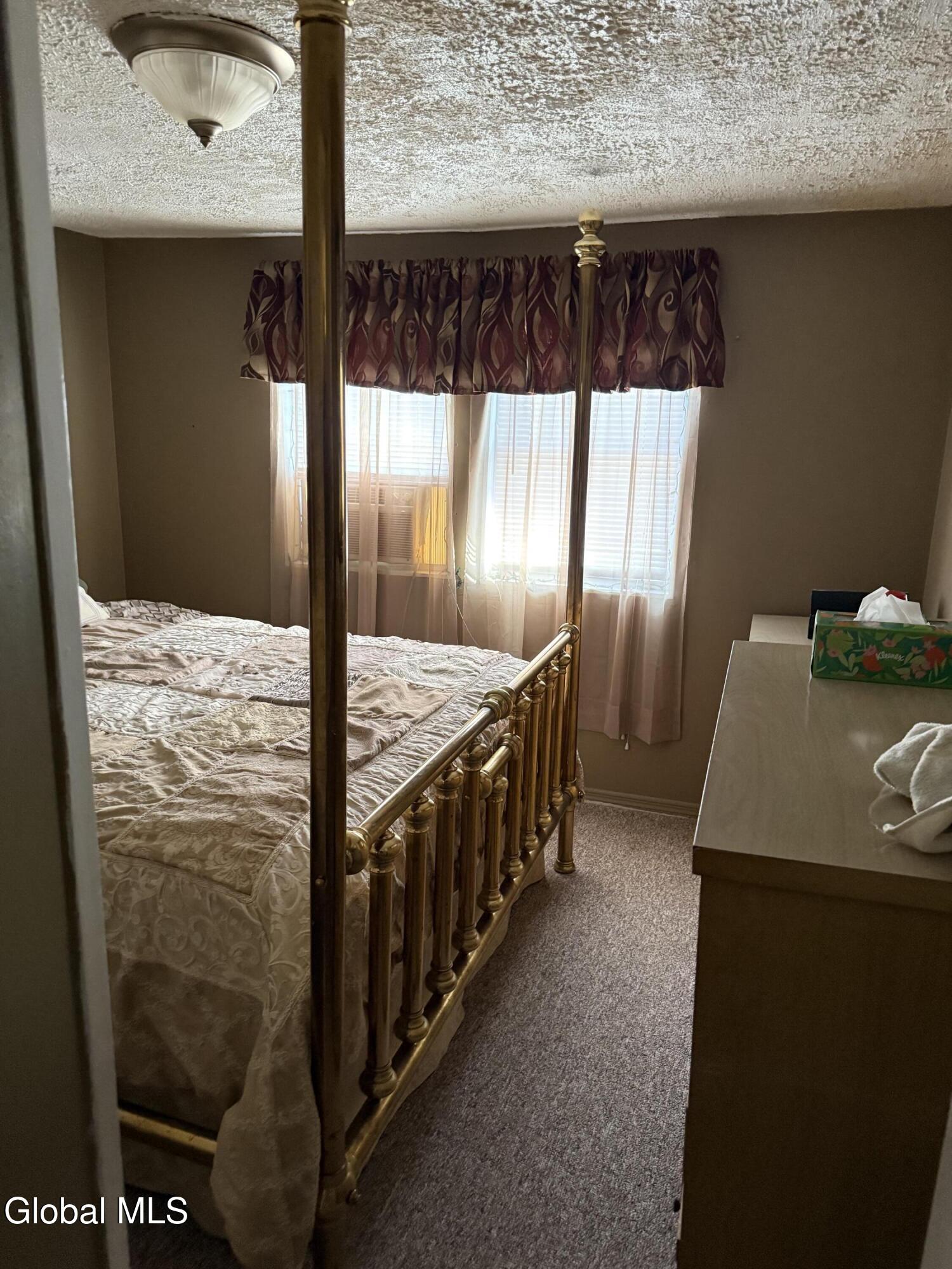 41 Easterly Street Gloversville NY 12078