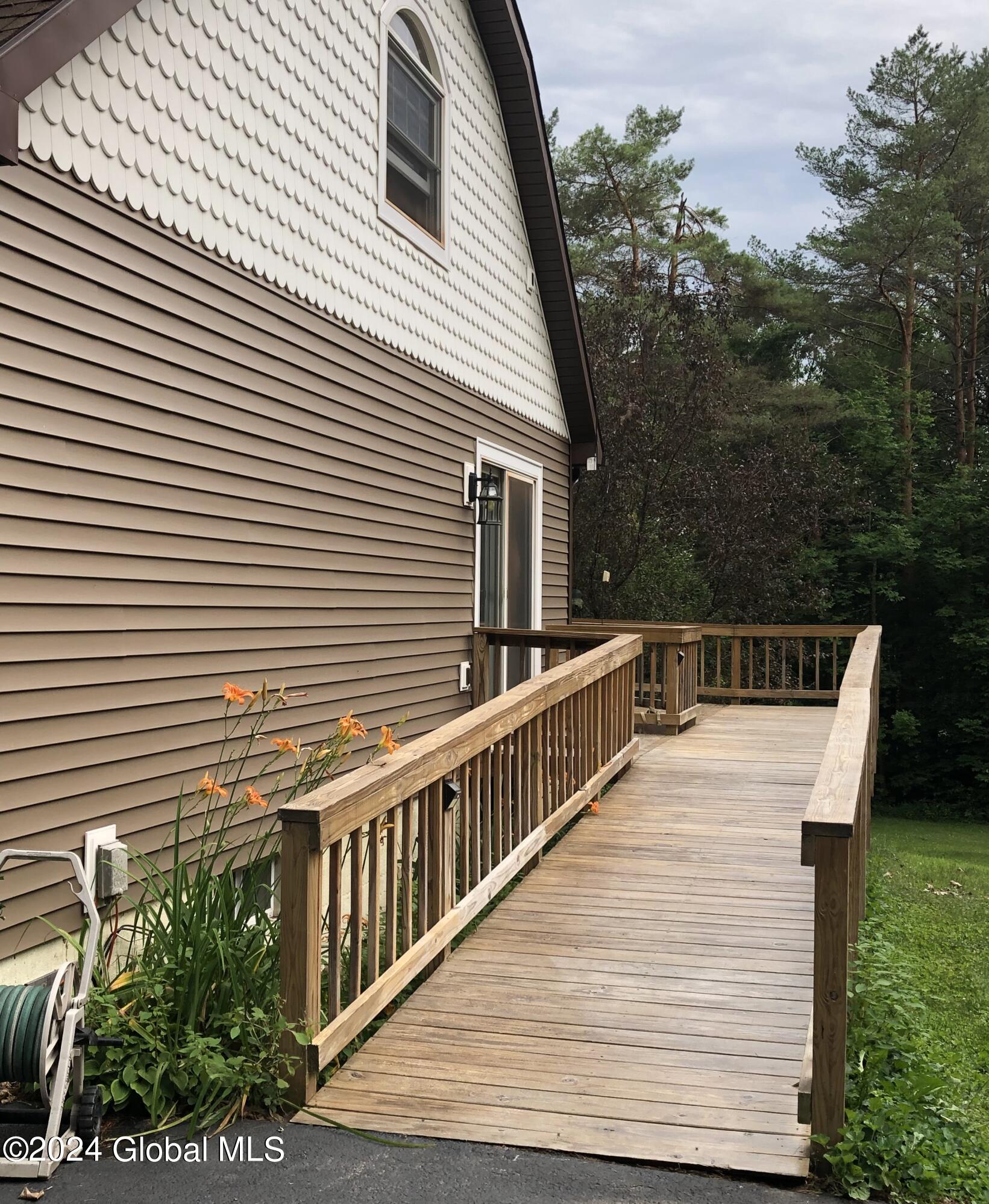2842 Plank Road Mineville NY 12956