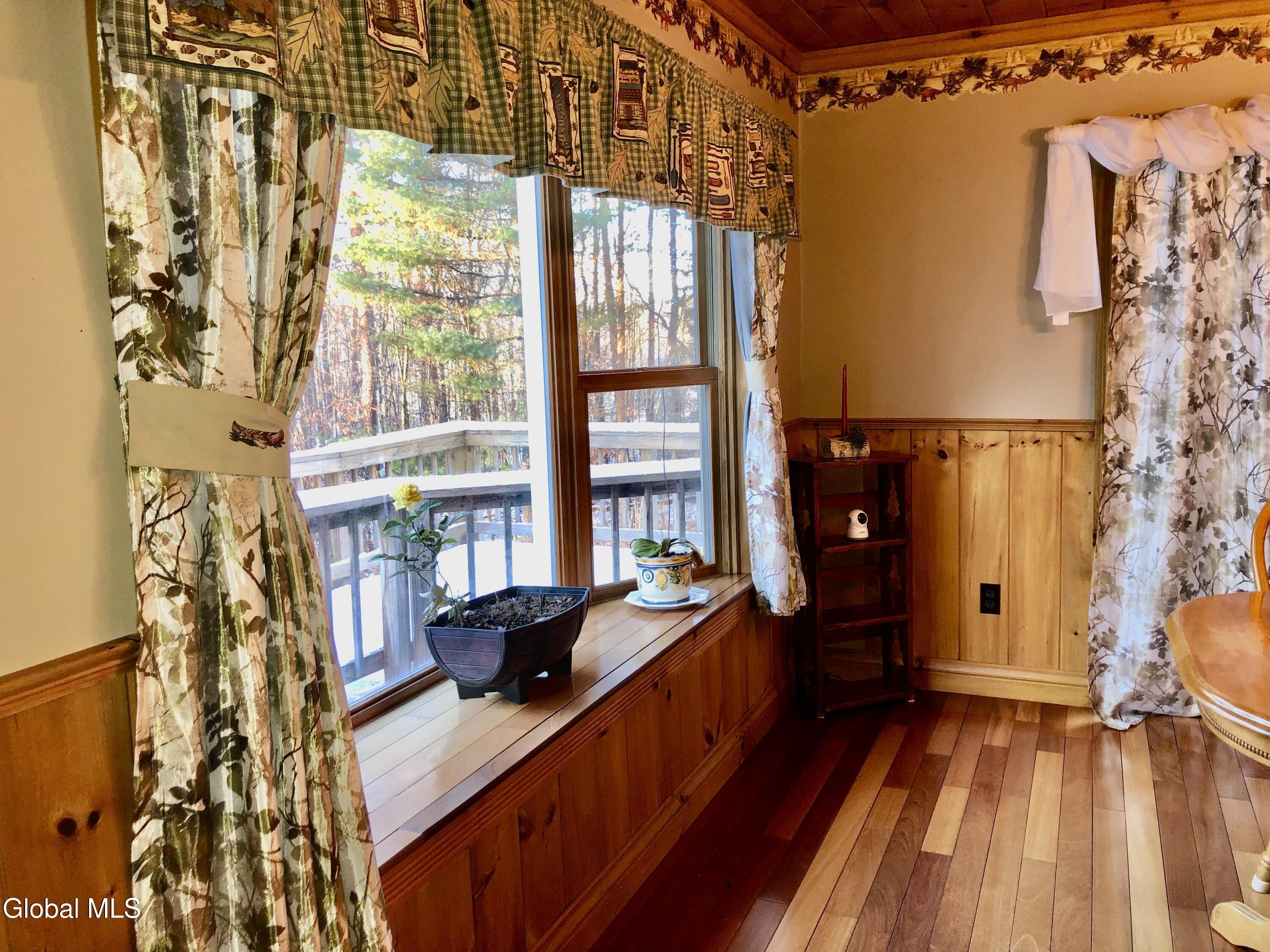 2842 Plank Road Mineville NY 12956