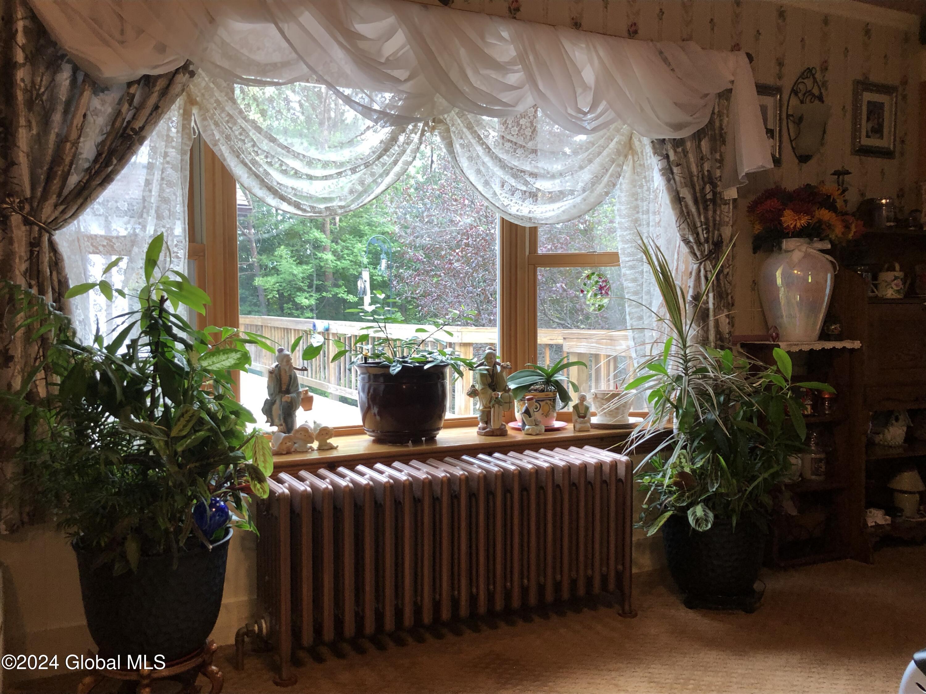 2842 Plank Road Mineville NY 12956