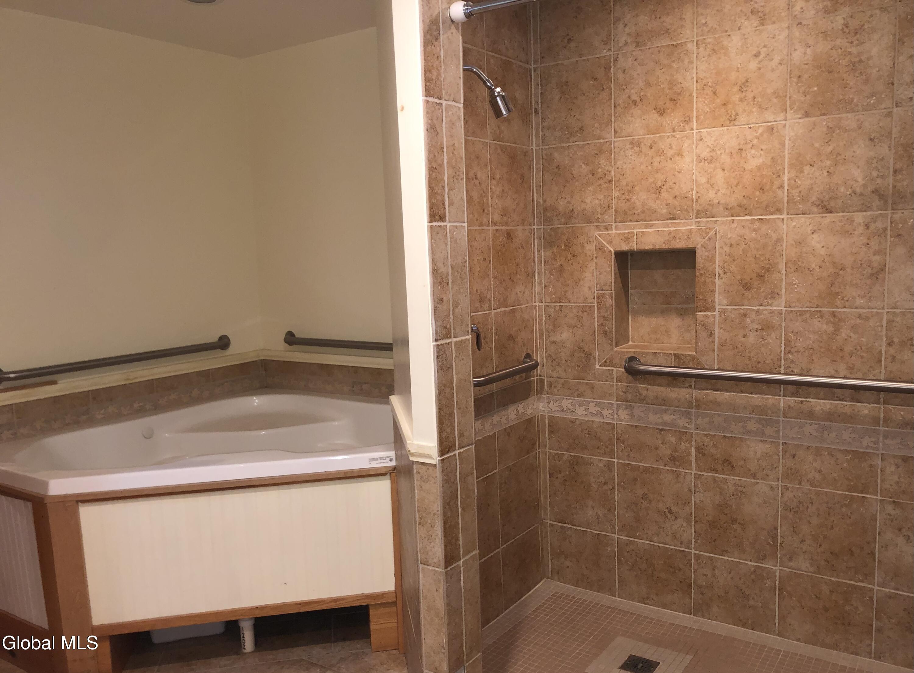 2842 Plank Road Mineville NY 12956