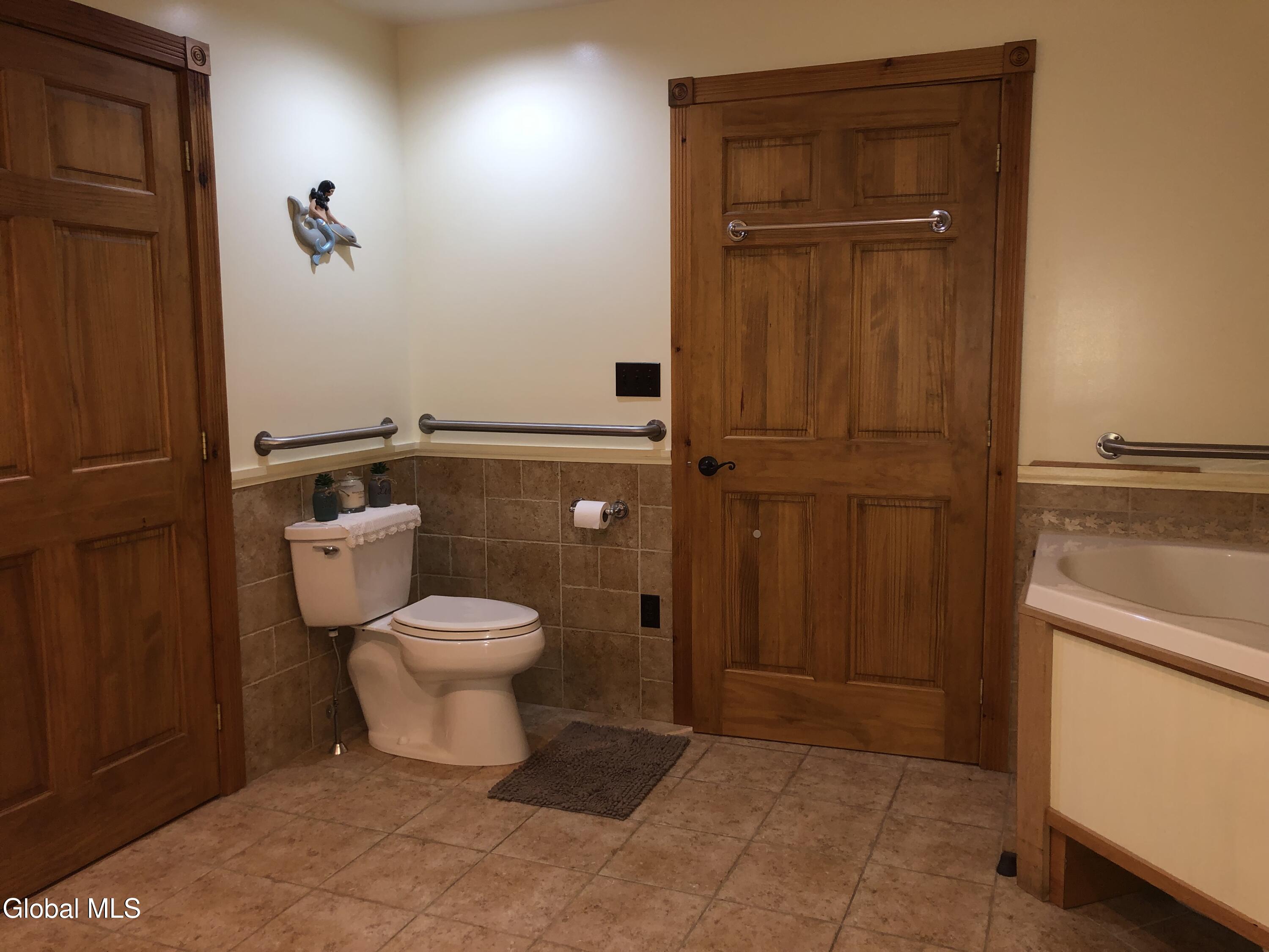 2842 Plank Road Mineville NY 12956