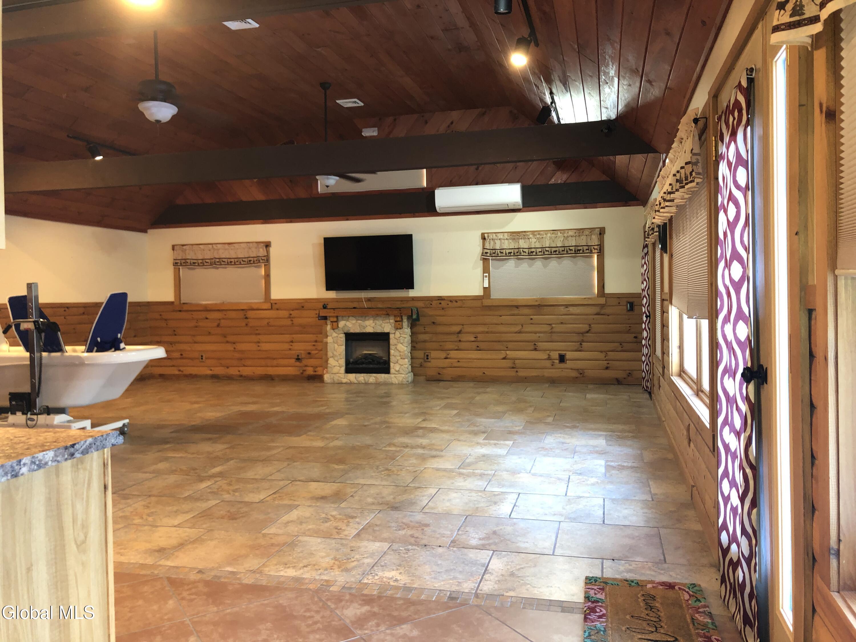 2842 Plank Road Mineville NY 12956