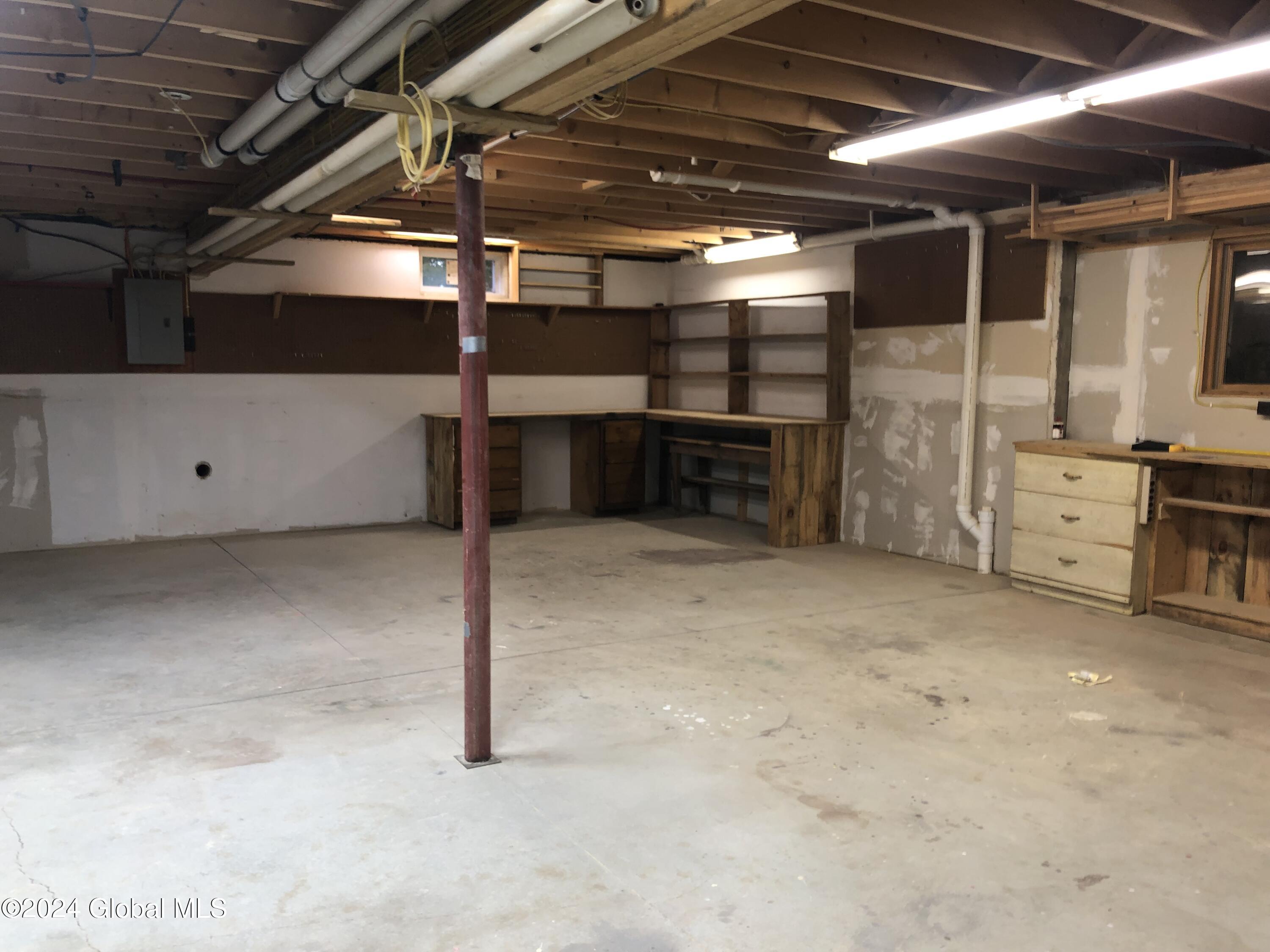 2842 Plank Road Mineville NY 12956