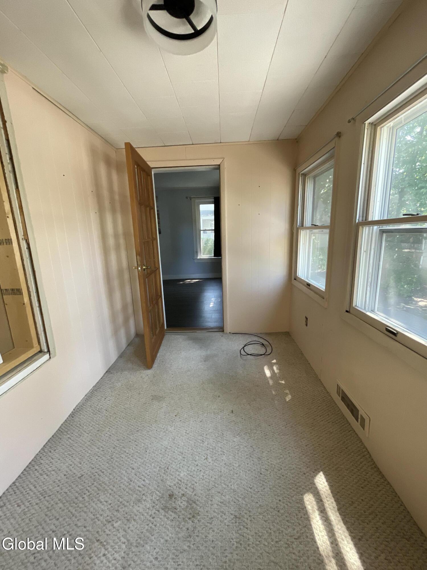 9 Kenworthy Avenue Glens Falls NY 12801