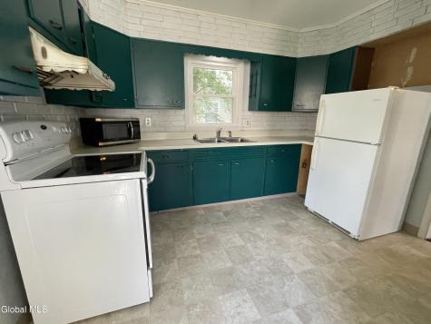 9 Kenworthy Avenue Glens Falls NY 12801