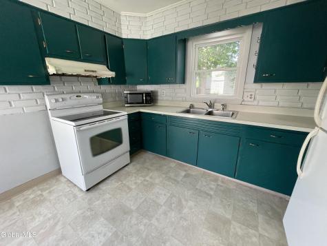 9 Kenworthy Avenue Glens Falls NY 12801