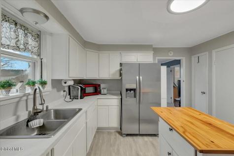 498 Hoags Corners Road Nassau NY 12123