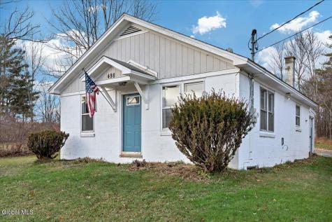 498 Hoags Corners Road Nassau NY 12123