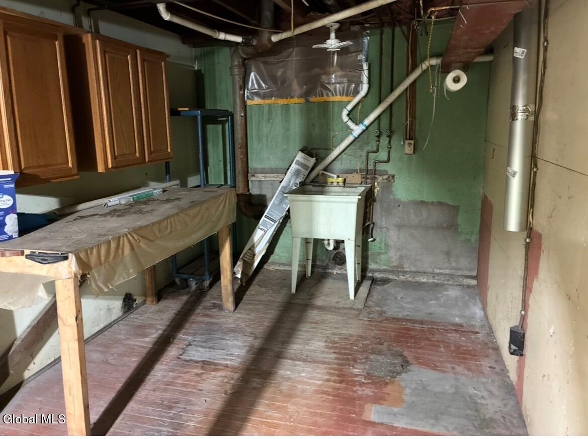 1996 Helderberg Avenue Schenectady NY 12306