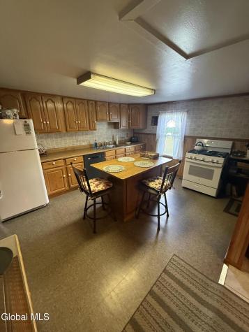 12 White Street Corinth NY 12822