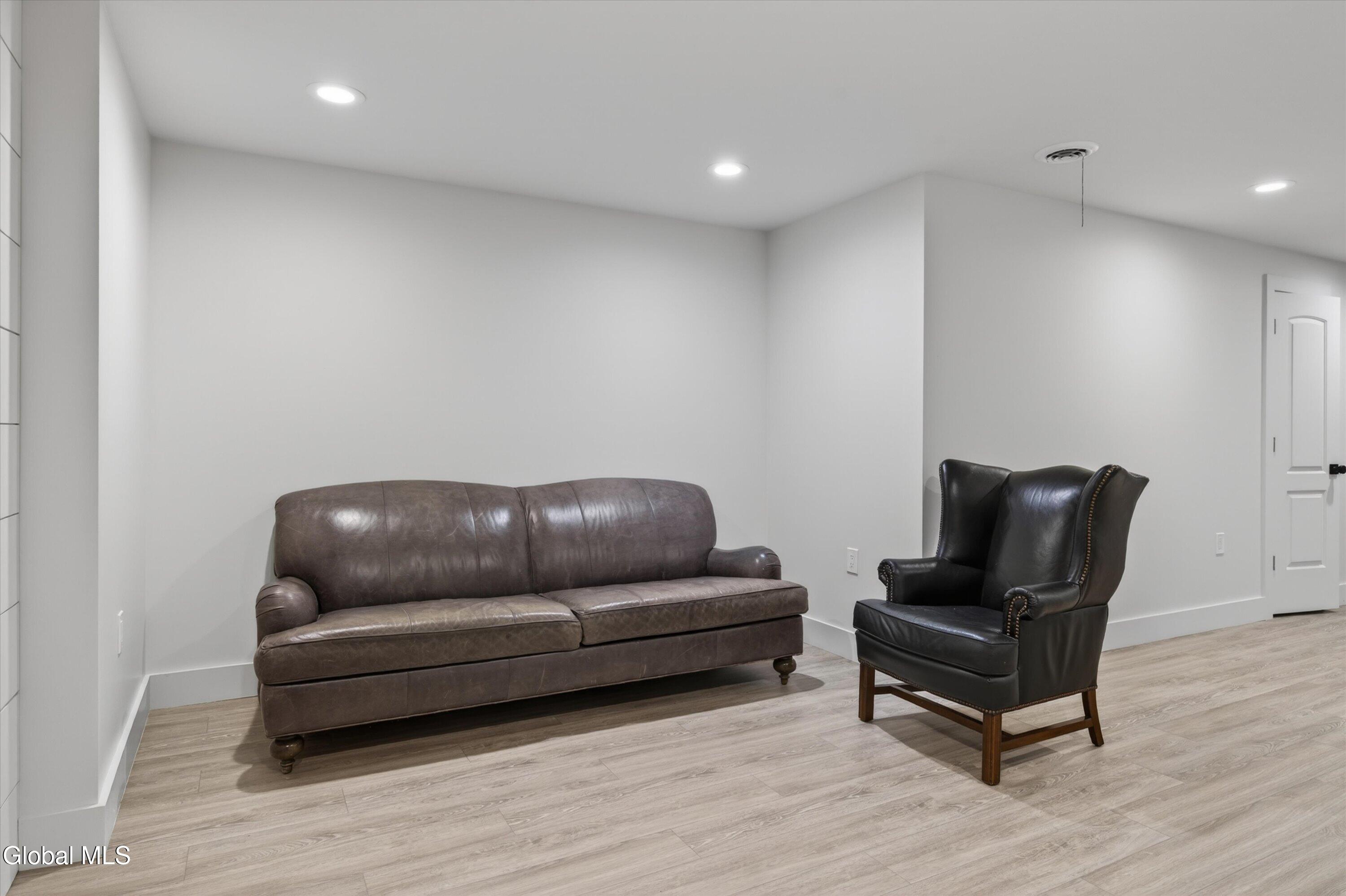 139 Cross Street Yorkville NY 13495