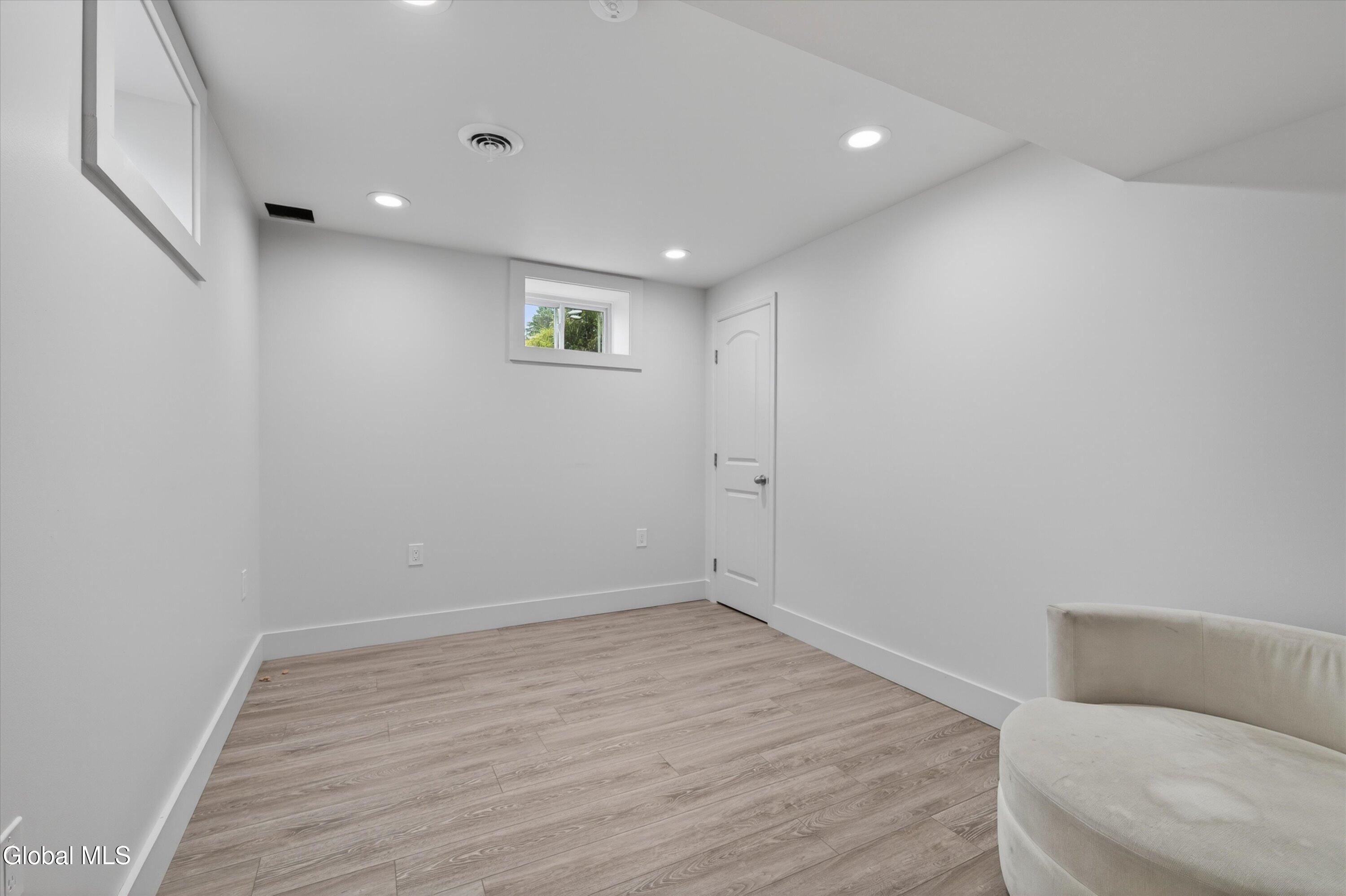 139 Cross Street Yorkville NY 13495
