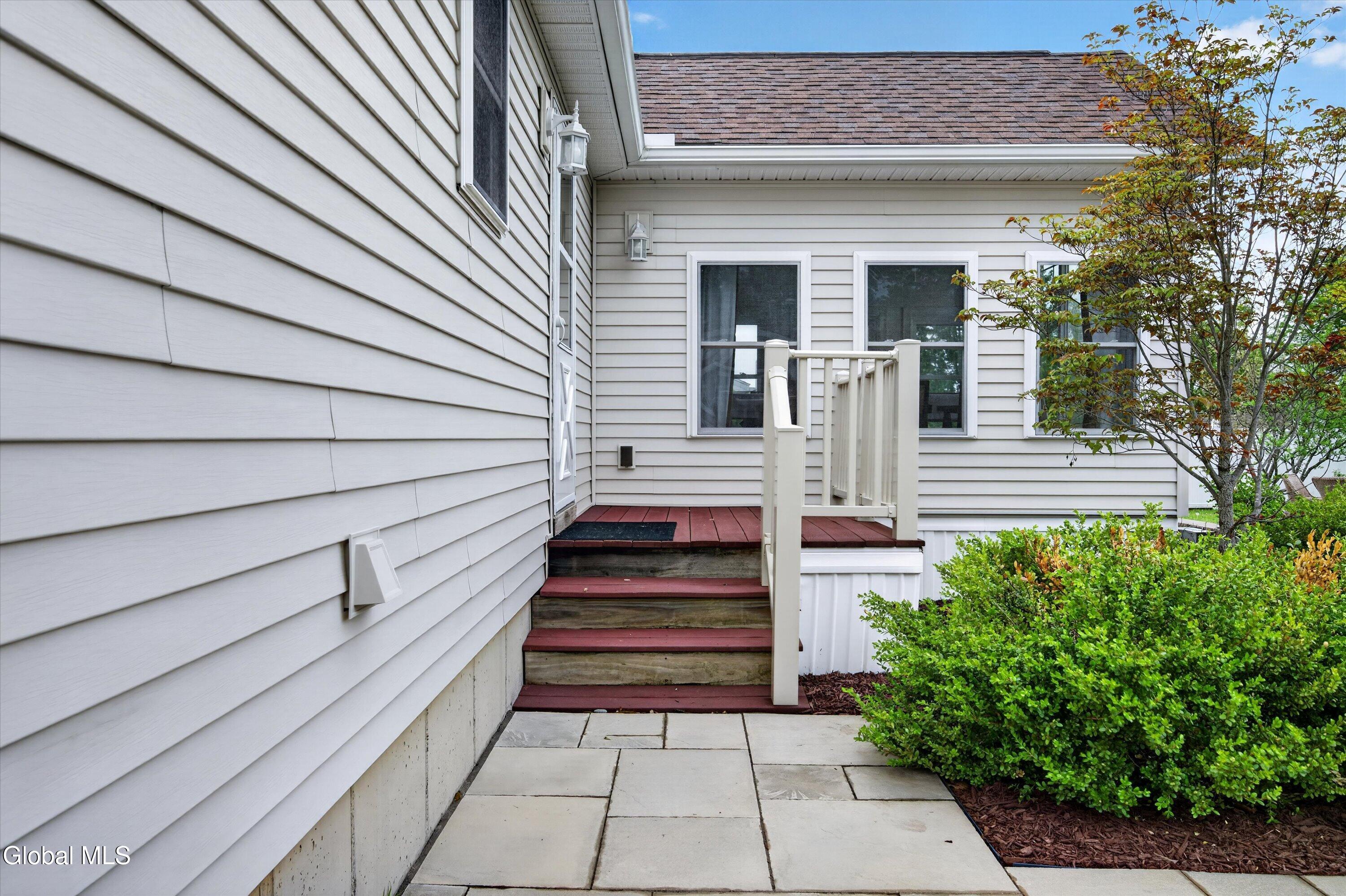 139 Cross Street Yorkville NY 13495