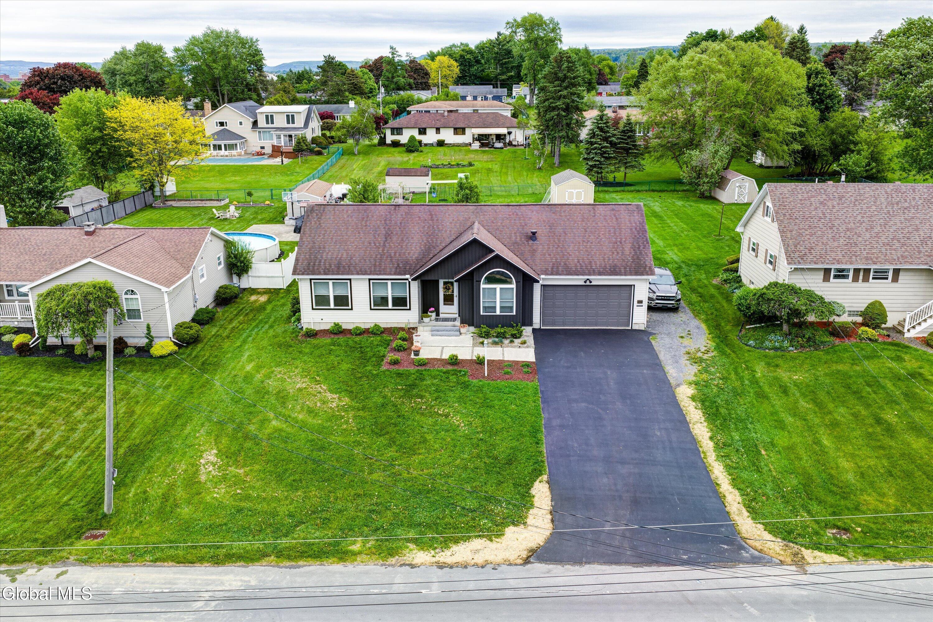 139 Cross Street Yorkville NY 13495