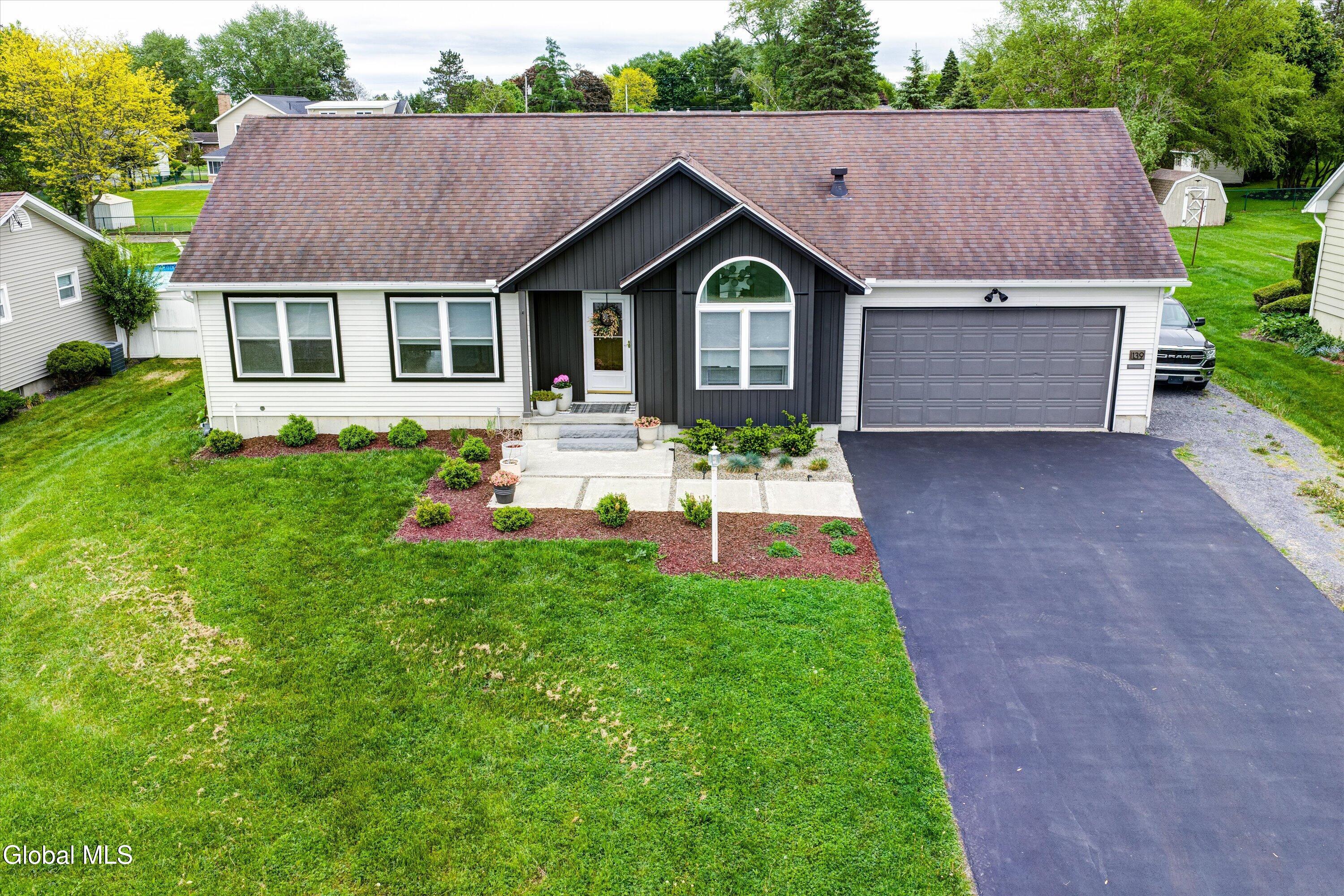 139 Cross Street Yorkville NY 13495